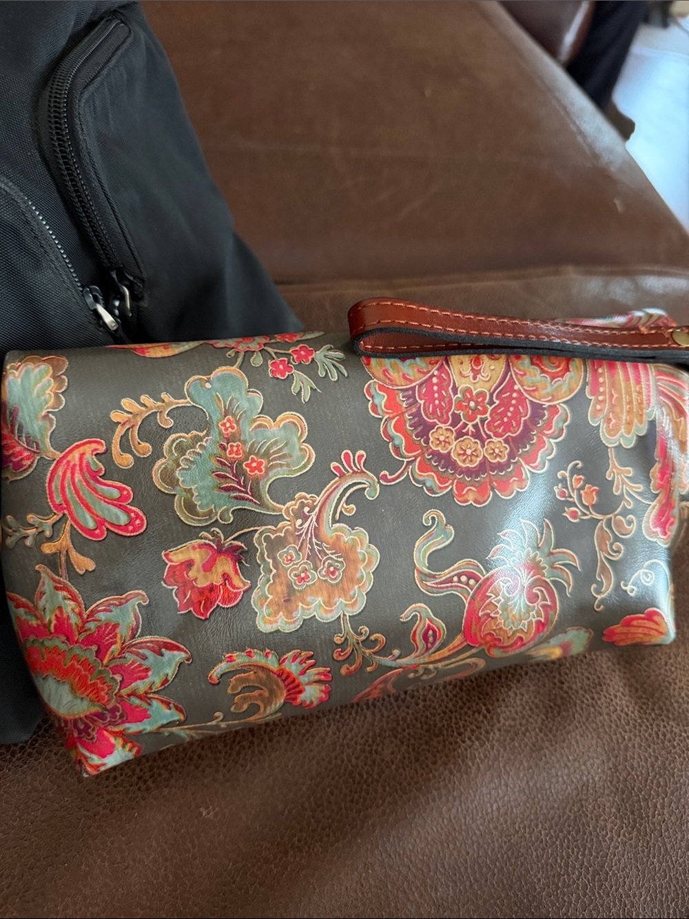 Patricia Nash Valerie Foldover, Italian Leather Paisley Clutch - Picture 2 of 6